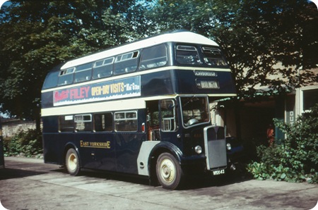 East Yorkshire - AEC Regent V - VKH 43 - 643