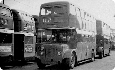 Manchester Corporation - Daimler CVG6 - NNB 231 - 4421