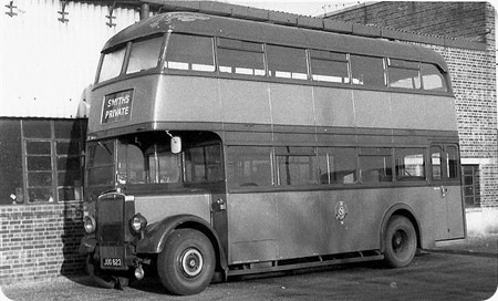 Smiths Luxury Coaches Leyland Titan PD1