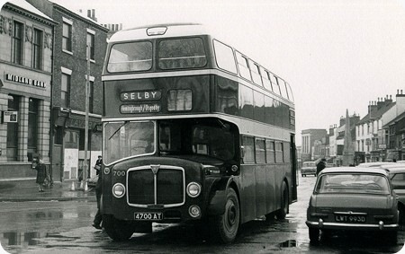 East Yorkshire - AEC Bridgemaster - 4700 AT - 700