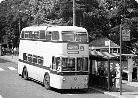 Bournemouth Corporation - Sunbeam MF2B - WRU 261 - 261