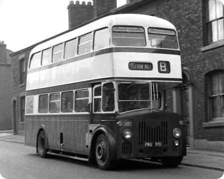 Oldham Corporation - Leyland Titan - PBU 951 - 451