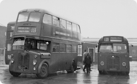 Midland Red - AEC Regent II - JHA 49 - 3148