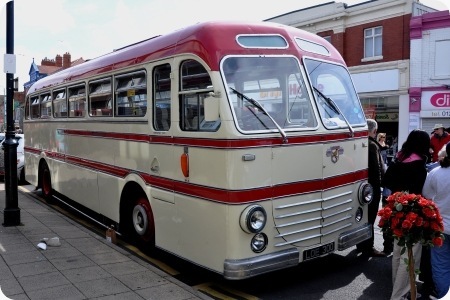 Belle Vue Coaches - Leyland Royal Tiger - LOE 300