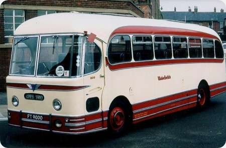 Wakefields Motors - AEC Reliance - FT 9000 - 200