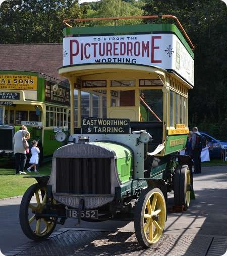 Worthing Motor Services - Tilling Stevens - IB 552