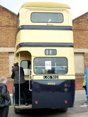 Birmingham City - Daimler CL - LOG 302 - 3002 