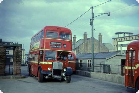 Huddersfield Corporation - AEC Regent V - PVH 992 - 192